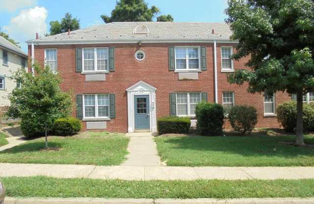 306 ASHBY ST #B