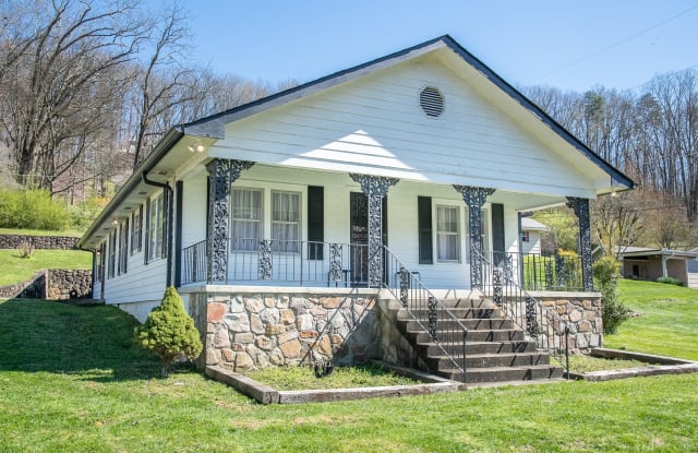 4506 Mccahill Rd - 4506 Mccahill Road, Red Bank, TN 37415