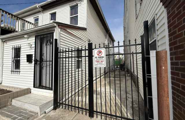 29 N Texas Ave