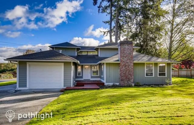 2403 Shaw Road East - 2403 Shaw Road, Puyallup, WA 98374