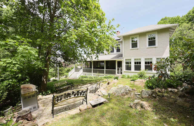 Winter Rental: Tidebend – Exceptional 6-Bedroom Home Overlooking the Annisquam River