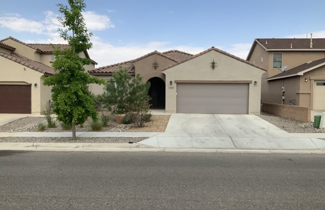 1107 Rosarito Dr SE - 1107 Rosarito Drive Southeast, Rio Rancho, NM 87124