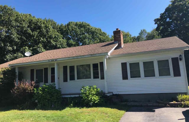 488 Newington Road - 488 Newington Rd, Rockingham County, NH 03801