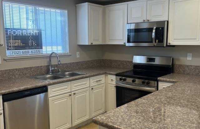 4743 Elk Springs Avenue