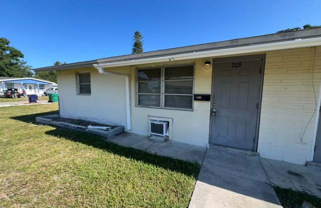 2 bedroom 2 bath Duplex