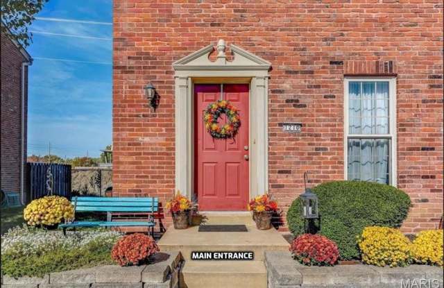 1210 Clarkson Court