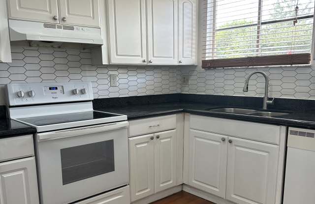 336 Northwest 114th Avenue