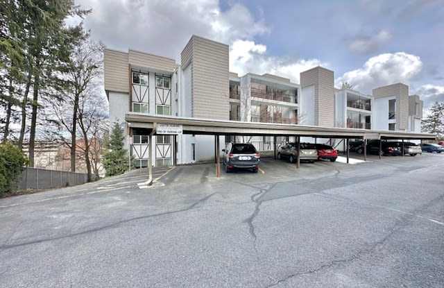 20 West Sumner Avenue - 1Unit 102
