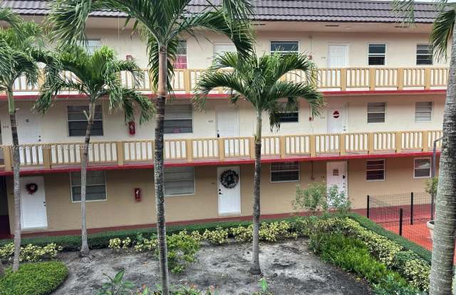 Photo of 4655 Palm Ave