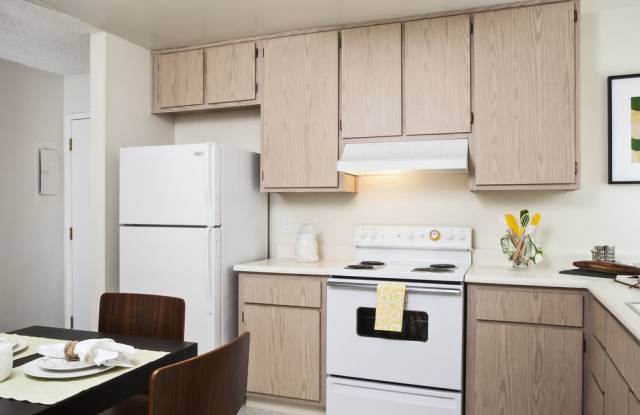 Photo of eaves Pacifica