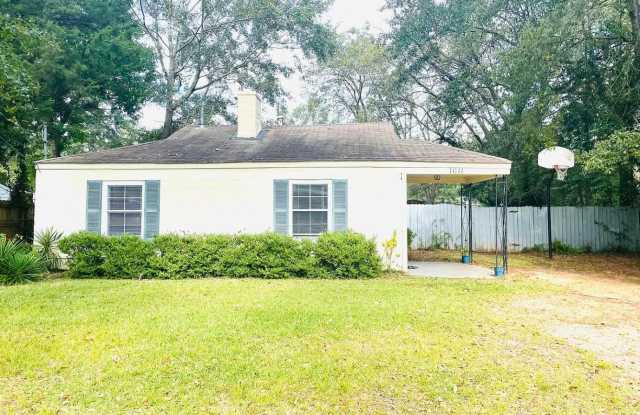 1611 Lyndle Rd, Montgomery, AL 36107