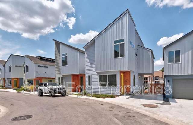 801 North Bluff Drive