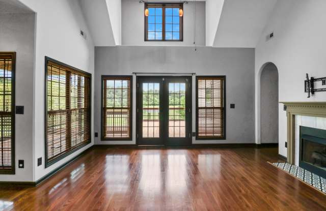 869 East Accipiter Circle