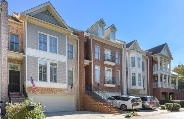 1467 WEMBLEY Court NE