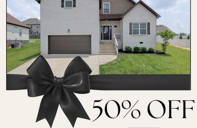 Photo of Beautiful 5 Bedroom Home in Clarksville!