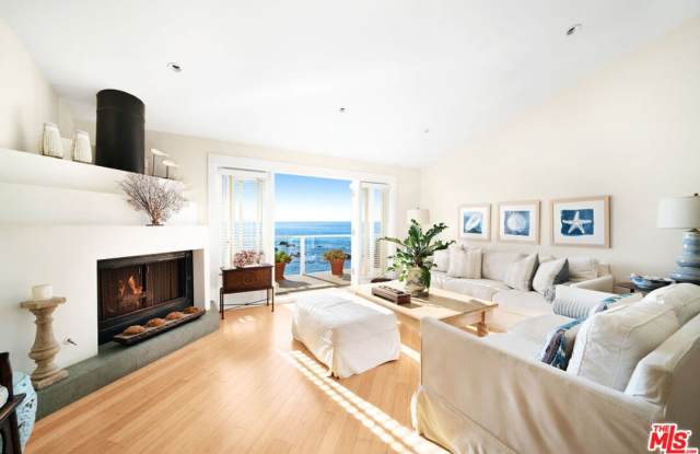 20748 Pacific Coast Hwy