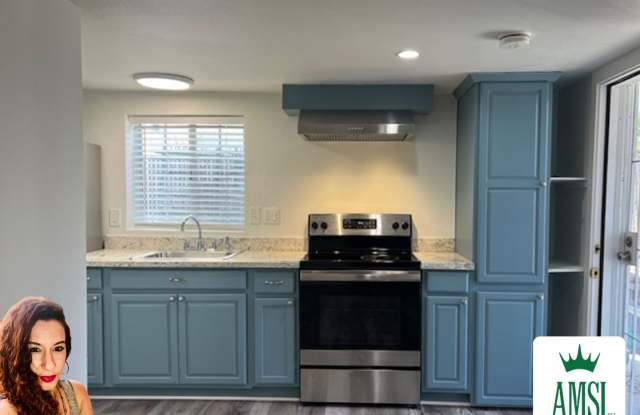 Oakland Studio - Remodeled  Ready