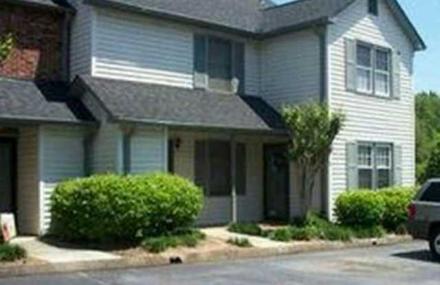 Just REDUCED Beautiful Townhouse Near Hwy 385