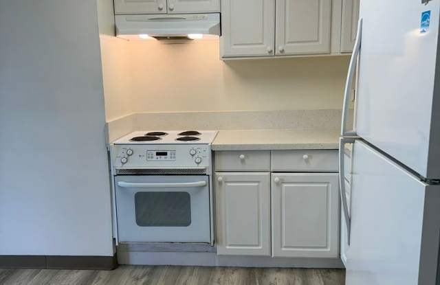 121DP- 2651 Kuilei Street #B-21