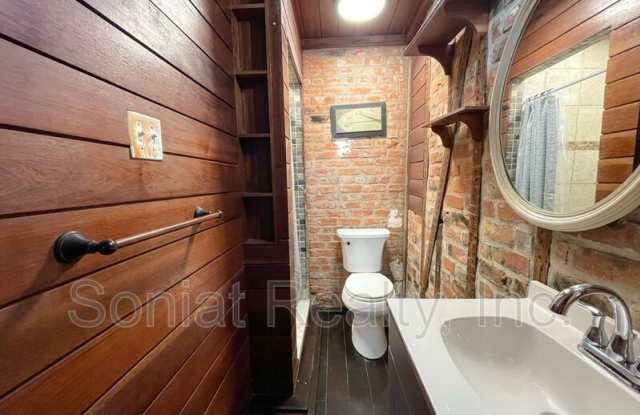 510 Governor Nicholls