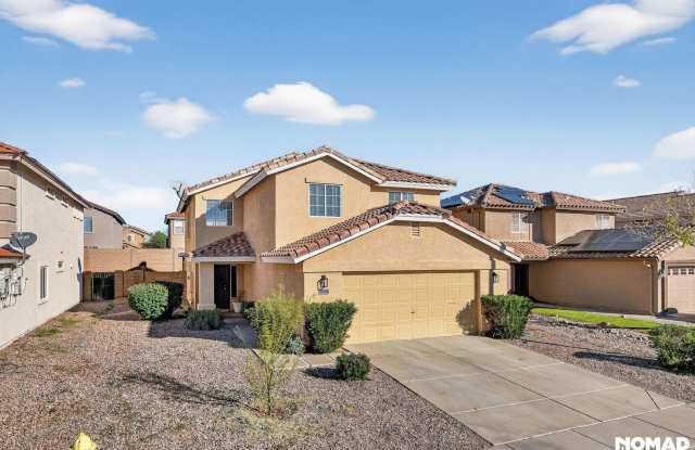 Spacious 4BR House in Buckeye