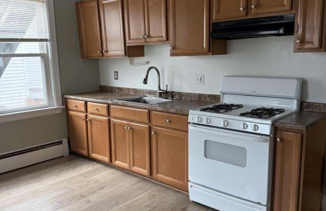 42 Cottage Place unit: 2