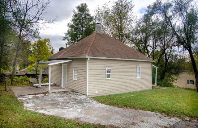 Photo of 2 Bed 1 Bath House