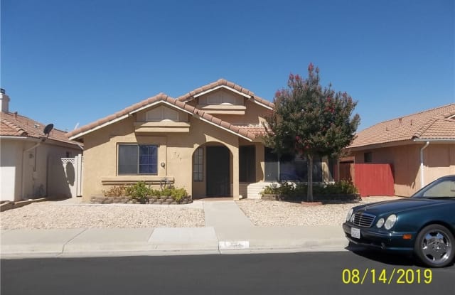 775 VIA LINDA Drive - 775 Via Linda Drive, Hemet, CA 92545