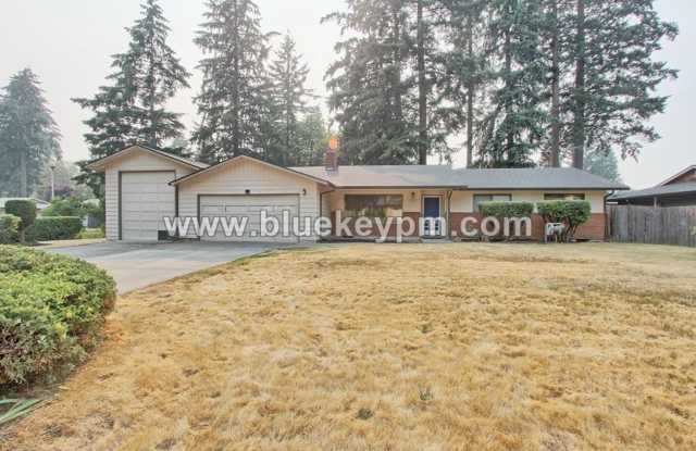 3 Bed/ 2 Bath Home Near Legacy High School and Firstenburg Community Center