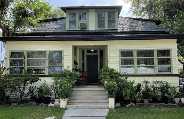 Photo of 24 RIBERIA Street unit: B