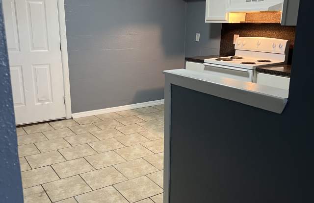 7710 County Road 2193 #8