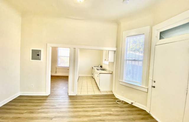 125 E 20th Street