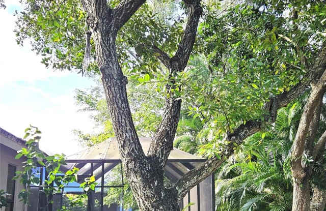 5114 Northwest 42nd Terrace