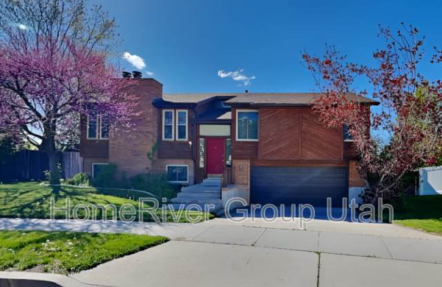 8868 S Powder Horn Dr - 8868 PowderHorn Drive, Sandy, UT 84093