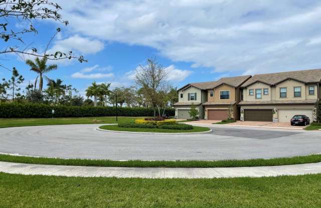 4464 SAN FRATELLO CIR LAKE WORTH, FL 33467