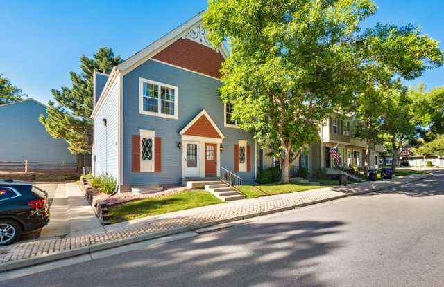 Photo of 3556 Queen Anne Way - 1