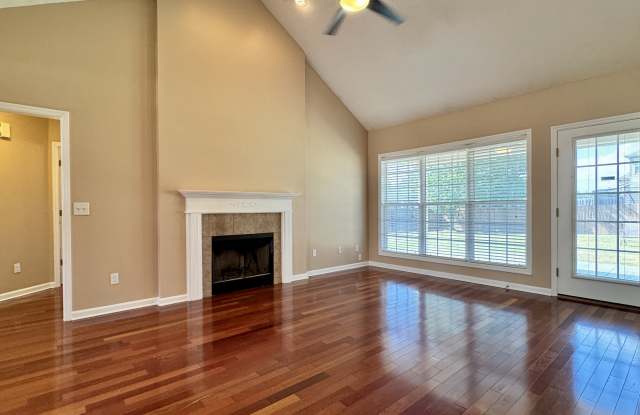 9169 Garrett Lake Dr