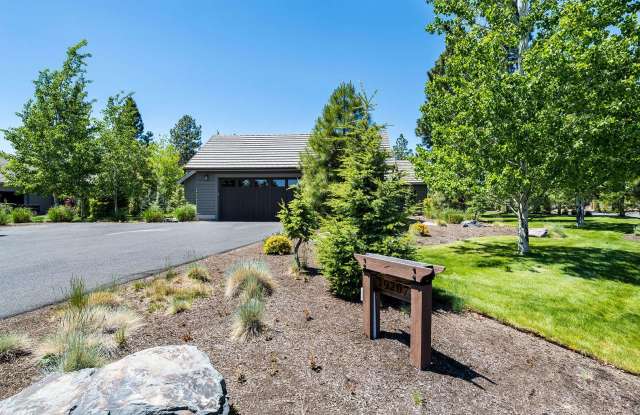 High end home in Broken Top gated community - 19207 Dutchman Court, Bend, OR 97702