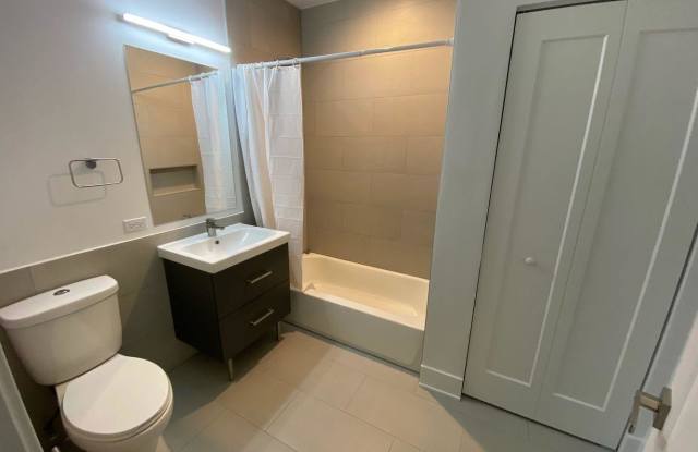 516 North Marion Street