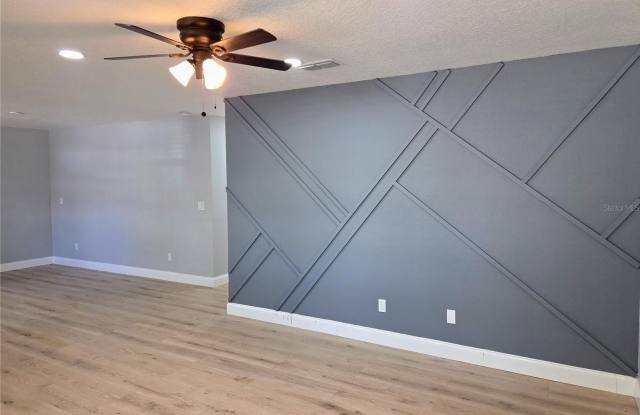 3150 EMERSON AVENUE S