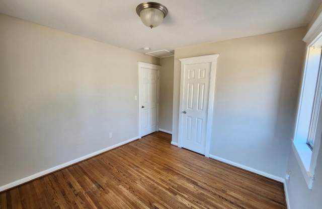 1628 1st Street Northwest