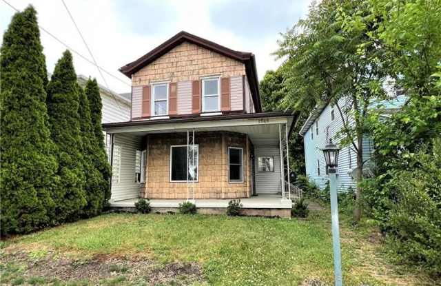 1569 2nd St - 1569 2nd Street, Beaver, PA 15009