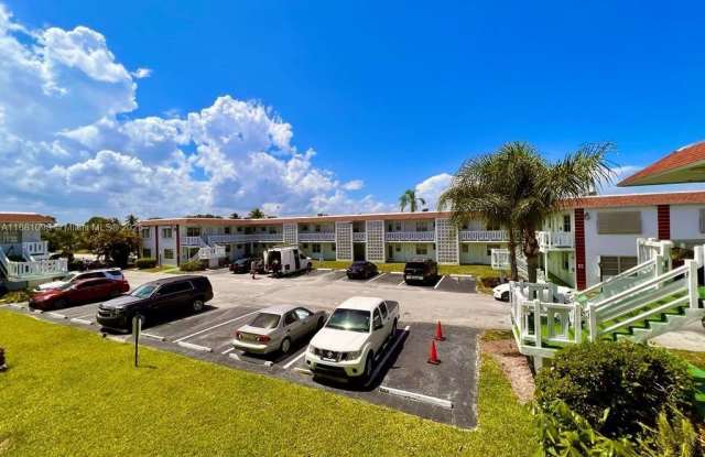 Photo of 1440 NW 43rd Ter