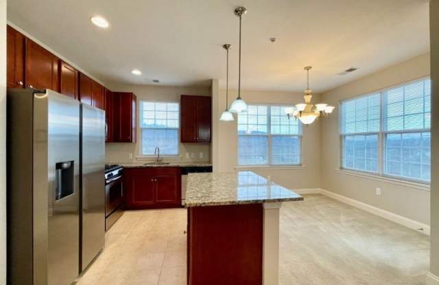 Photo of 3310 Ramapo Ct