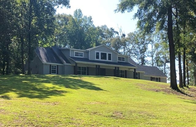 1665 LINDA DR - 1665 NW Linda Dr, Clinton, MS 39056