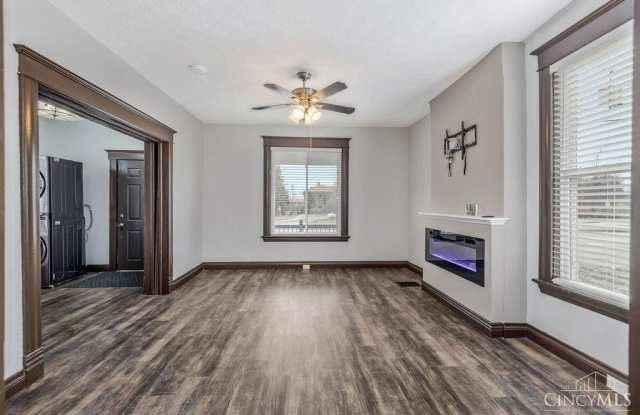 3481 Montgomery Road