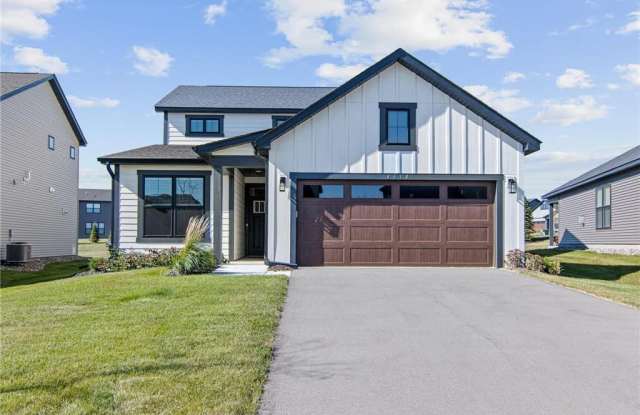 6839 Aqua Trail