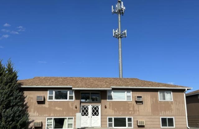 Photo of 2133 Alderson Avenue