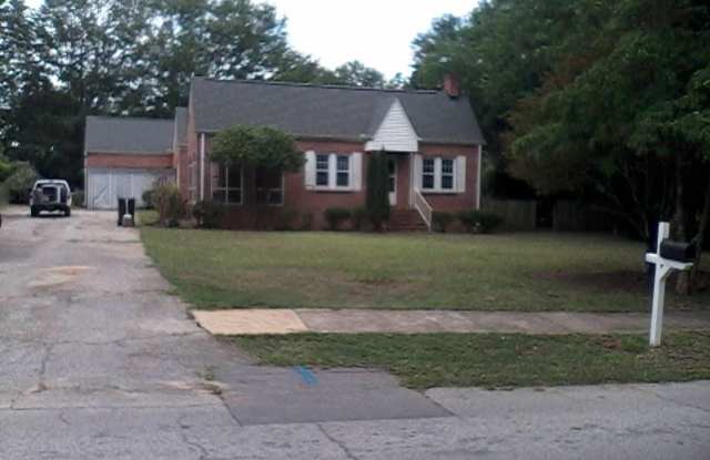 235 Bryan St 6