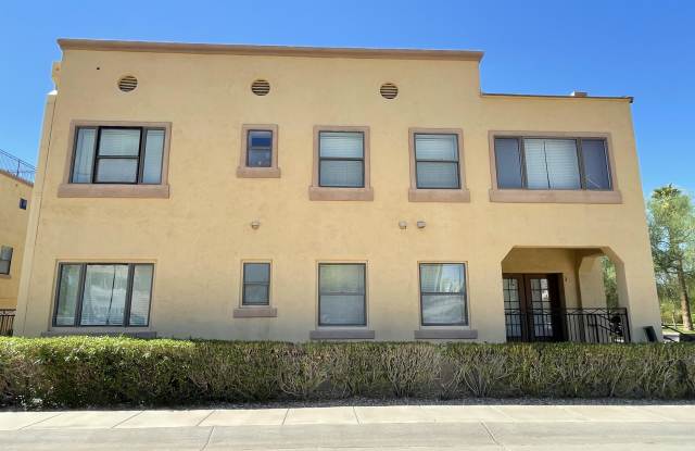 Photo of 545 E WILLETTA Street unit: 4